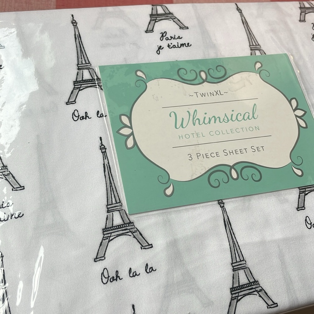 Three piece Paris sheet set size twin XL - Picture 3 of 3